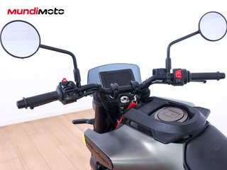 HUSQVARNA SVARTPILEN 125 ABS