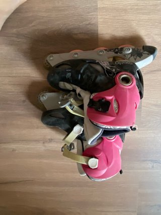Patinetes en línea Oxelo rosas y negros
