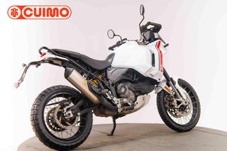 DUCATI DESERT X RALLY