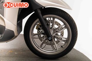 PIAGGIO BEVERLY 400