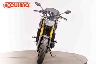 YAMAHA MT 09