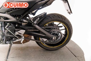 YAMAHA MT 09