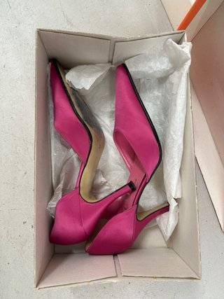 Zapatos Mado de tacón rosa