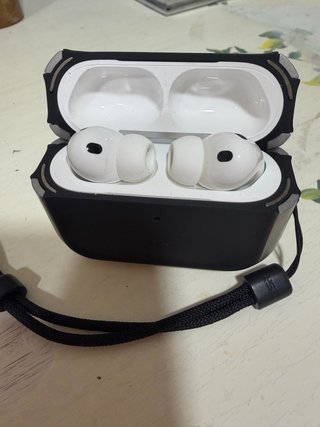 Apple Watch Ultra 3 y AirPods Pro 3