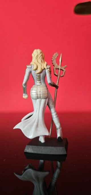 THENA - FIGURA CUSTOM