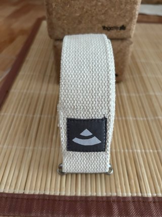 Kit Yoga Pro: Esterilla, cinturón, Bloques y Manta