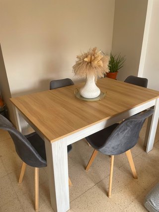 Mesa de comedor extensible madera y blanco
