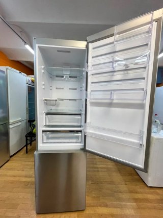 Nevera Electrolux plateada
