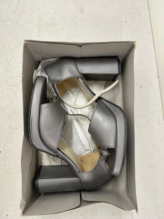 Sandalias GARQUE grises talla 37
