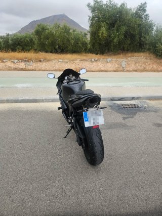 Kawasaki ZX6R Sportbike Negra