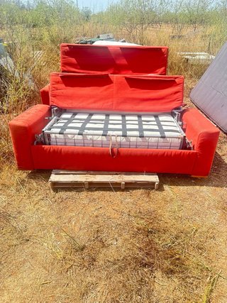 2 sofas plegables de color naranja
