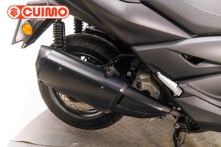 YAMAHA XMAX 300