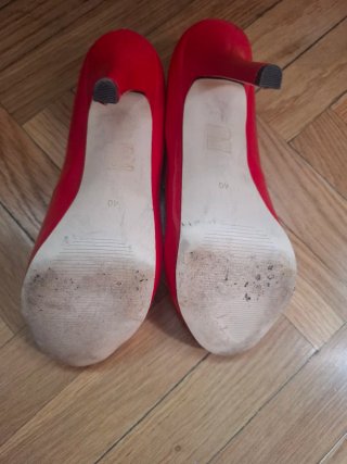 Zapatos de tacón Guess rojos talla 40