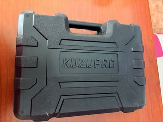 Taladro Percutor KUZUPRO con Accesorios