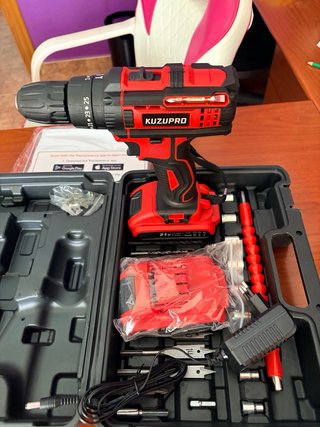 Taladro Percutor KUZUPRO con Accesorios