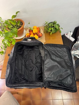 Maleta de viaje Eastpak con ruedas