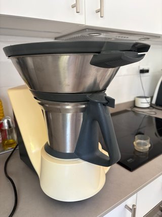 Thermomix con todos los accesorios