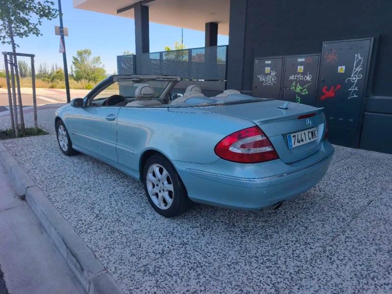Mercedes-Benz  CLK 2004 - foto 1