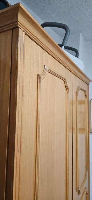Armario de madera dos cuerpos