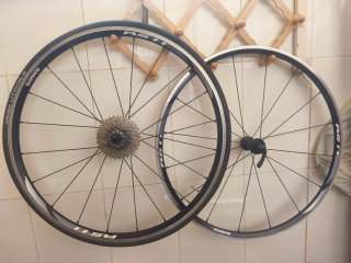 Ruedas Shimano RS11 Carretera