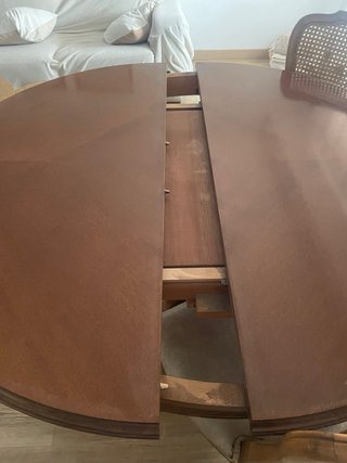 Mesa redonda de comedor con 5 sillas
