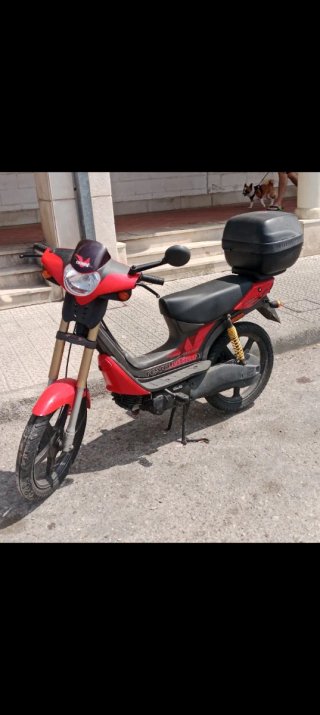 Derbi Varian Revolución Moped