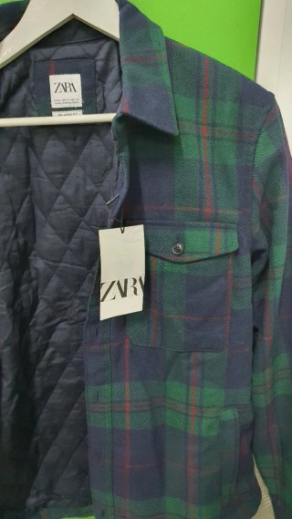 Sobrecamisa Zara cuadros acolchada