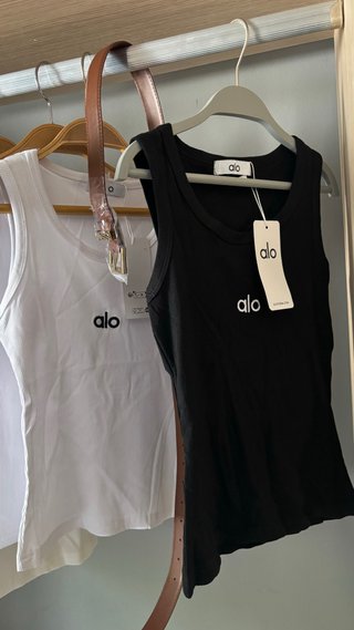 Alo Blusa Preta e Branca