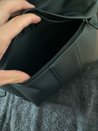 Mochila de cuero negra