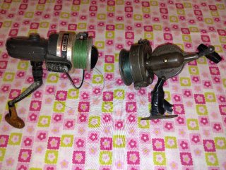 2 carretes de pesca