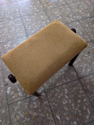 Banqueta de piano tapizada