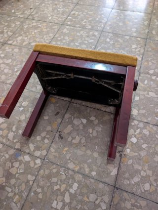 Banqueta de piano tapizada