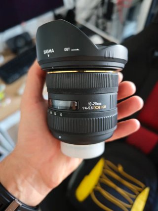 Kit fotográfico reflex Nikon D5300 + 3 objetivos
