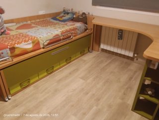 Escritorio juvenil y cama con cajones