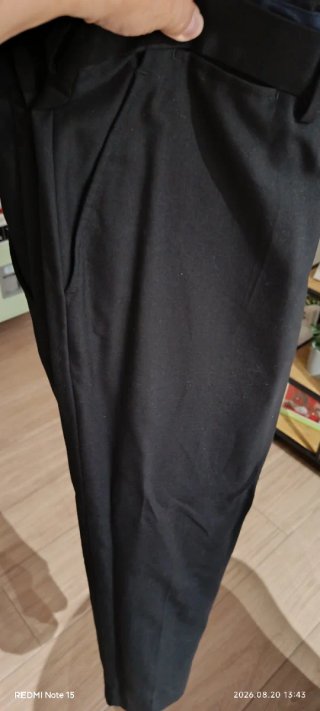 Traje de vestir negro de la marca dustin talla 52