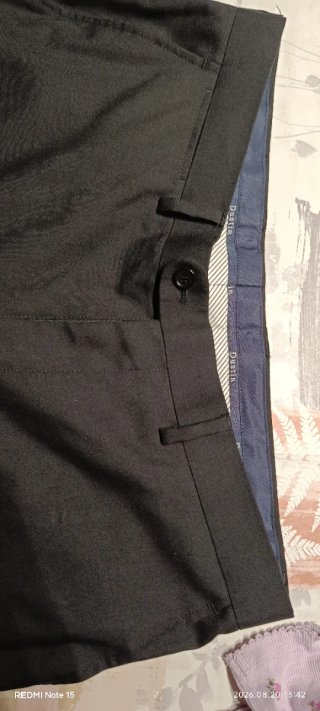 Traje de vestir negro de la marca dustin talla 52
