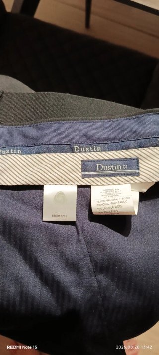 Traje de vestir negro de la marca dustin talla 52