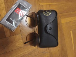 Gafas de Sol Ray-Ban Modelo Jack Doradas
