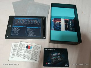 Juego de mesa Anonymous Cyber Hunt