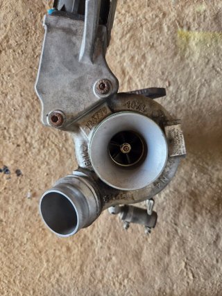 Turbo BMW E90 320d 2007 2.0 177cv