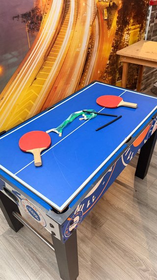 Mesa multijuego futbolín, billar, disco, pingpong.