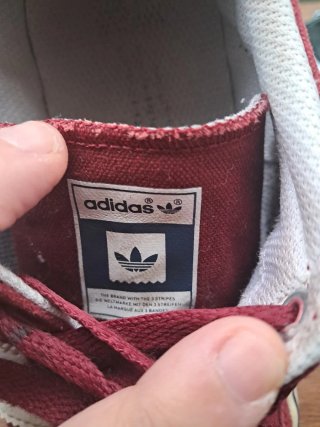 Zapatillas Adidas Rojas y Blancas