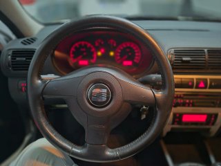 SEAT Leon 2004