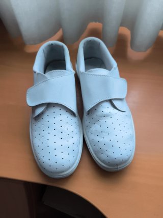 Zapatos Sanitarios Blancos Talla 38 unisex
