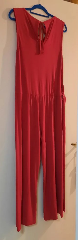 Tuta elegante palazzo rossa