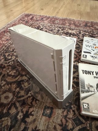 Nintendo Wii con 3 juegos y accesorios