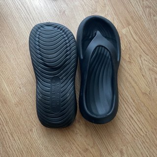 Chancletas negras plataforma talla 35-36