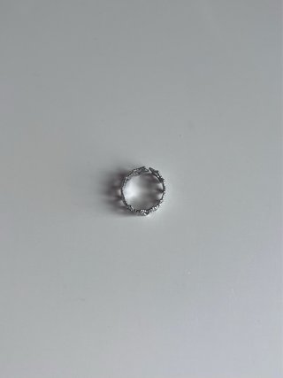 Anillo plateado ajustable