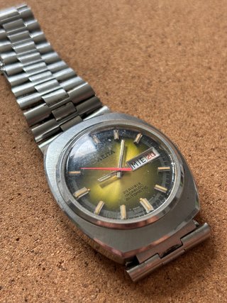 Reloj Akita Automático Día-Fecha