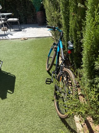Bicicleta BTWIN Azul y Negra de montaña 340/500